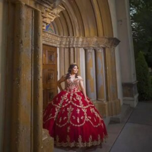 Customized Shiny Red Off Shoulder Quinceanera Dress applique V-neck Tull vestidos de 15 Quinceanera 