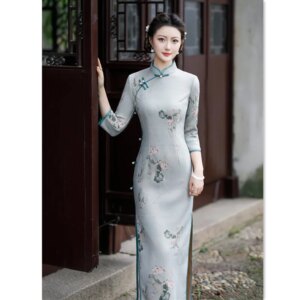 Retro National Style Long 3/4 Sleeves Cheongsam Qi Pao Autumn and Winter New Fashion Improvement Middle-Aged Elderly Dress
