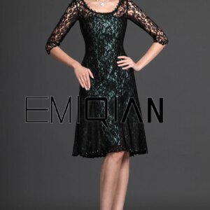 Scoop Half Sleeves Black Lace Mother of The Bride Dresses with Green Lining Robe de soiree Knee Length Evening Party Dress