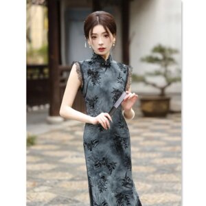Old Shanghai Retro National Style Milk Silk Flocking Long Sleeveless Cheongsam Qi Pao Spring and Summer Fashion Trendy
