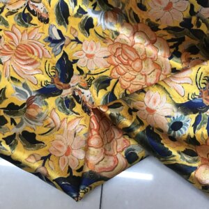 High Quality 40momme Silk Thickened Inkjet Printing Yellow Background Chrysanthemum Satin Cheongsam Formal Dress Fabric