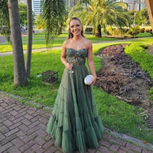 Sage Green A Line Prom Dresses Lace Glitter Beads Sleeveless Evening Gowns Sexy Floor Length Customized Wedding Guest Dresses