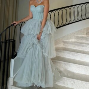 Customized A-line Sweetheart Tulle Prom Gowns Draped Floor-Length Backless Evening Dresses Tiered Sleeveless Party Dresses