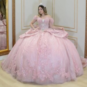 Pink Quinceanera Dresses Off Shoulder Ball Gown Sweet 16 Dress Applique Lace Bow Beading Tull Birthday Party Vestidos 15 De Anos