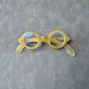 Eyeglass Frames Unique Small Round Vintage Thick Retro Handmade Honey Horn Prescription Man Glasses Frames Lenses Eyeglasses