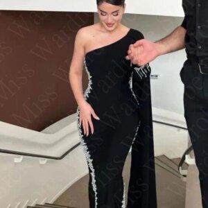 Customized Exquisite Arabic Evening Dresses Black Mermaid Prom Party Gowns One Shoulder Sleeve Wedding Guest Dresses Beadings
