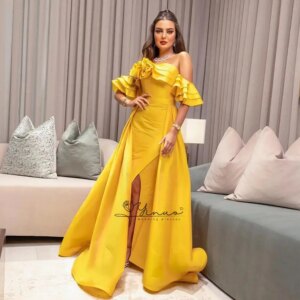 customized Evening Dress with Detachable Train Off The Shoulder Boat Neck Pleat Slit Mermaid Party Gown Sweep Train Satin Prom D