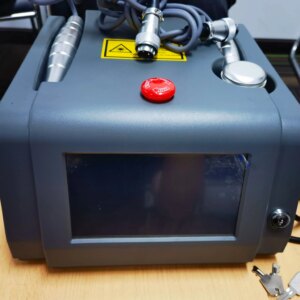 A Cold Laser Treatment Device Relieves Wound Pain and Repairs Swollen Tissue
