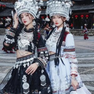 Miao Costume Tujia Trip Shoot Miao’ S Girl Ethnic Style Han Elements Amomao Xiyu New Travel Photography
