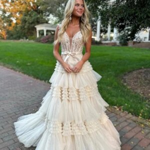 Customized High Quality White Wedding Dresses Wrinkle V-neck Sleeveless Floor-length Sweep Train Bow Tie Backless Tulle Flowers