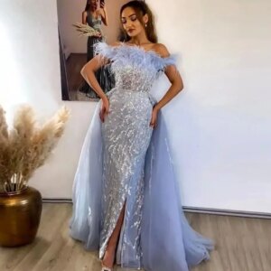 2025 Women Evening Party Dress Dubai Celebrity Birthday Gowns Feathers Off The Shoulder Side Slit Lavender Mermaid Prom Dresses