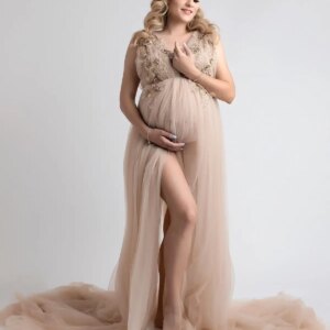 Charming Champagne Maternity Robes for Photography Lace Appliques Sleeveless Pregnancy Dresses Sexy Customized Baby Shower Gowns