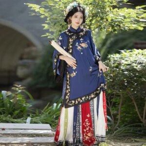 Young grandmother clothing brocade Han woman heavy industry embroidery Hanfu