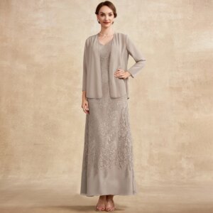 Customized  Elegant V-Neck Mother of the Bride Dresses With Jacket Lace Appliques Long Sleeve Chiffon Wedding Guest  Pr