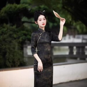 New Retro Black Cheongsam Improved Chinese Imitation Acetic Acid Young Elegant Long Slit Dress for Women