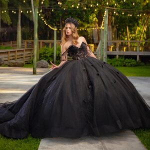 Black Glittering Quinceanera Dresses Off The Shoulder Applique Lace Beading Tull Vestidos De 15 Anos Birthday Party Princess