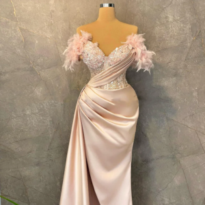 Pink Evening Dress Feather Sexy Ball Dress Beaded Pleated Side Split Mermaid Elegant Dress  Customized
