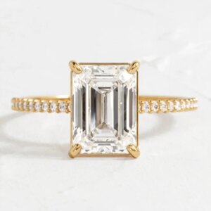 Custom Moissanite Gold Rings 18k 3 Carat Center 7*9mm Emerald Cut Moissanite Jewelry For Women