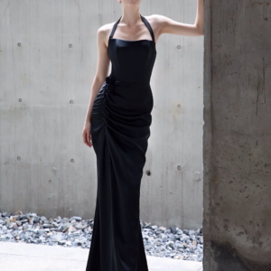 Black Luxury Prom Dresses Satin Halter Pleated Mermaid Backless Graduation Birthday Party Woman Evening Celebrity Gowns New