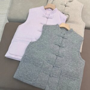 New Women’s Chinese Cashmere Vest Fashionable, Versatile, Warm and Comfortable