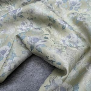 The new high-end light luxury product golden silk brocade fabric Chinese-style armor top is made of pure