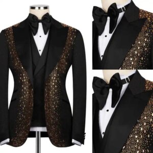 Gorgeous Wedding Tuxedos Crystal Beaded Peaked Lapel Men Suit 1 Piece Set Jacket Party Evening Business Blazers Customized