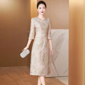 Luxury Champagne Mother Of The Bride Dresses With Beads Elegant Women Wedding Guest Dresses
