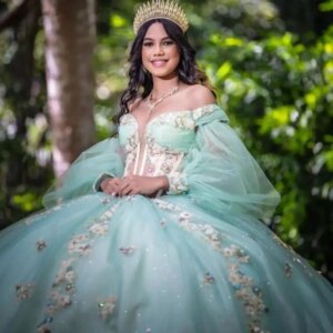 Mint Green Glittering Ball Gown Quinceanera Dresses Puff Sleeve Applique Lace Beads Tull Birthday Princess Party Vestido De 15
