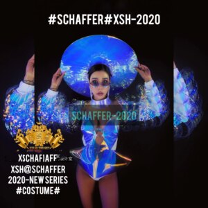 Bar gogo women’s laser costume gives a wine atmosphere interactive colorful big hat ds costume.