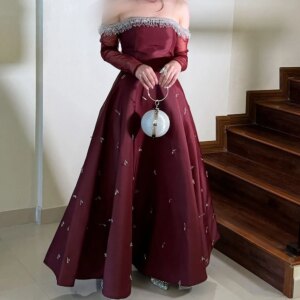 Customized Exquisite Crystal Off The Shoulder Satin Evening Dress Delicate Boat Neck Long Sleeves A-Line Bespoke Occas
