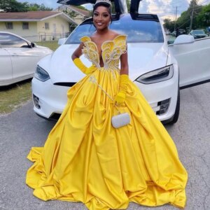 Yellow Celebrity Evening Dresses Illusion Scoop Beads Sequins Satin Prom Dress Custom Made Party Gowns