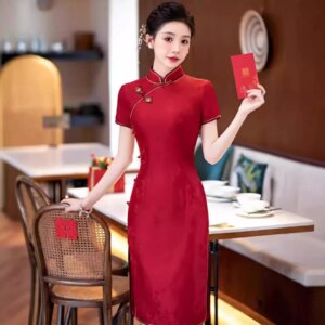 High-End Red Chinese Real Silk Cheongsam Qipao 2024 New Woven Wedding Reception Clothes Dress