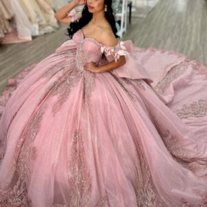 Pink Shiny Quinceanera Dresses Ball Gown Off The Shoulder Sequin Applique Lace Beads Bow Tull Party Birthday Sweet 16 Vestidos15