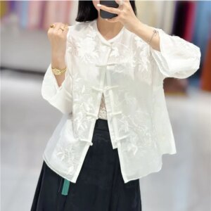 New Chinese style blouse improved Hanfu women’s embroidery tray button small