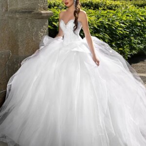 Luxury Ball Dress Wedding Dress 2024 Vestido De Noiva Princess beaded sexy crystal neck lace custom beach bridal dress