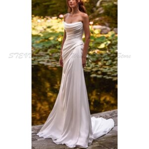 Classic Evening Dress Women Elegant Strapless Sleeveless A Line High Quality Floor Length Customized Formal Event Wedding Gowns