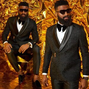Floral Jacquard Men Tuxedos 2 Pcs For Wedding Pants Suits Customized Party Suits Formal Blazer Pant Suits Plus Size