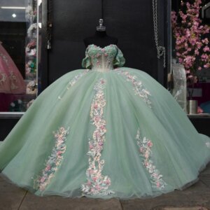 Mint Green Shiny Off Shoulder Quinceanera Dresses Applique Flower Beading Tull Corset Sweet 16 Dress Vestidos 15 De Anos