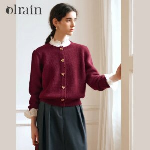 OLrain Red Wool Blend Pullovers Women 2025 Spring Vintage Style Commute Metal Bow Button O Neck Knitted Pullover O56DM86586