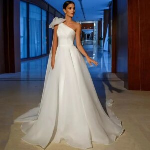 Classic simple A line wedding dress sexy single shoulder backless big bow fold long train custom wedding dress plus size new