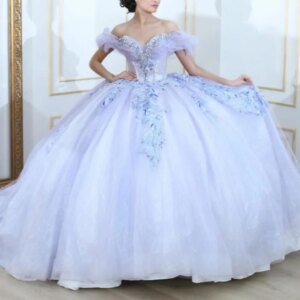 Light Lilac Shiny Quinceanera Dresses Off Shoulder Ball Gown Sweet 16 Dress Beads Sequin Appliques Lace Tull Birthday Party