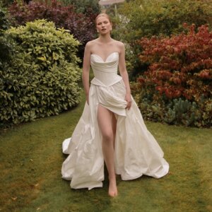 Ivory Taffeta Sweetheart Neckline Bridal Gowns High Side Split Court Train A Line Elegant Wedding Dress Abito Da Sposa TSWD658