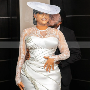 Large Size African Satin Long Sleeved Short Wedding Dress Round Neck Lace Pearl Bridal Gown Sparkling Wedding Dress Customizatio