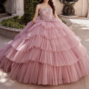 Pink Quinceanera Dresses Ball Gown Spaghetti Strap Applique Beading Tull Tiered Party Birthday Sweet 16 Vestidos 15 De Anos