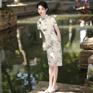 Jiangnan Water Town Gentle Elegant Girl Summer New Linen Stand Collar Cheongsam Daily