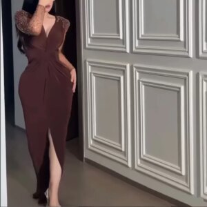 Customized V-neck Floor-Length Long Sleeve Prom Gowns Beading Sequined Straight Evening Dresses Front Slit Party Dresses