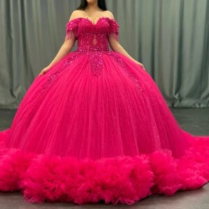 Rose Red Shiny Quinceanera Dresses Off Shoulder Ball Gown Sweet 16 Dress Applique Beading Crystal Tiered Tull Birthday Party Ves
