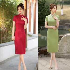 Retro National Style Middle-Aged  Elderly Women plus Size Cheongsam Qi Pao    Send College Entrance Examination Mother Skirt