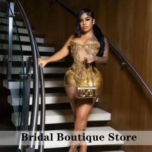 Sexy Gold Crystals Short Prom Dress Glitter Diamonds Beads Mini Cocktail Dress Birthday Party Dress Homecoming Gown Customized