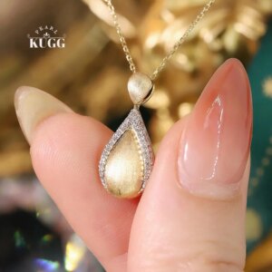KUGG 100% 18K White or Yellow Gold Necklace Real Natural Diamond Pendant Necklace for Women Vintage Shiny Style Christmas Gift